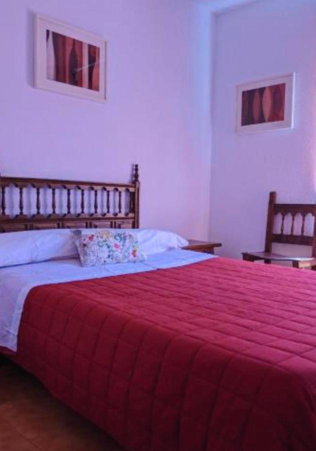 Hostal Casa Chore Hinojosa de Duero Dış mekan fotoğraf